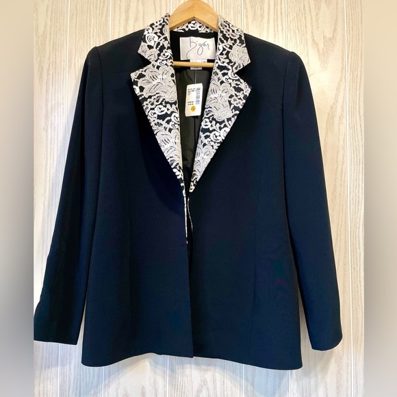 Saks Fifth Avenue, BIZAR blazer with white lace embellishment size 10 NWT - Picture 1 of 4